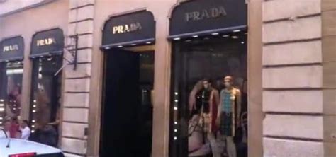 prada roma via condotti donna|Prada negozi a Roma, telefono, indirizzo e orari .